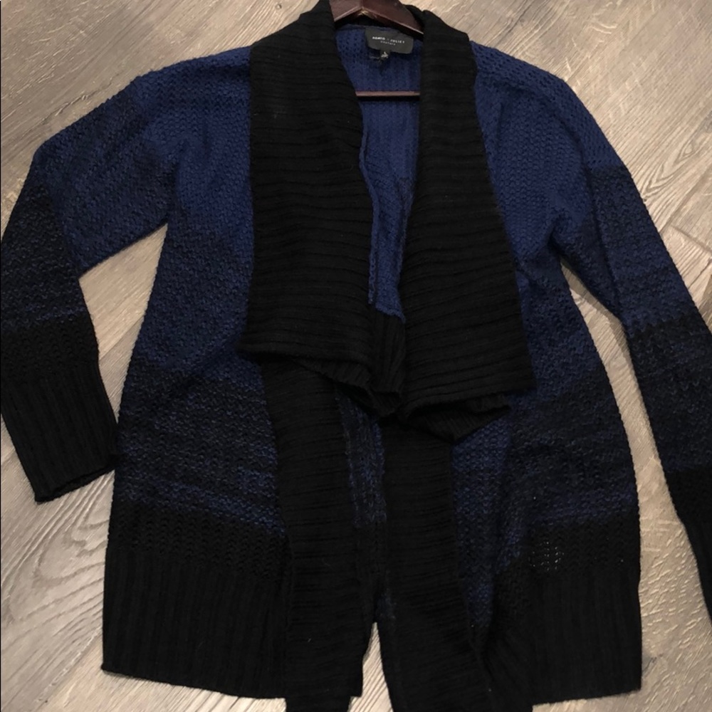 ROMEO &JULIET COUTURE sweater